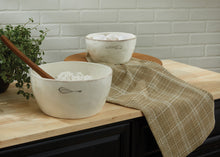 Load image into Gallery viewer, Villager Mixing Bowls Set - Cream
