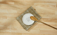 Load image into Gallery viewer, Villager Spoon Rest - Cream
