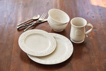 Load image into Gallery viewer, Levingston Salad Plate - Set of 4
