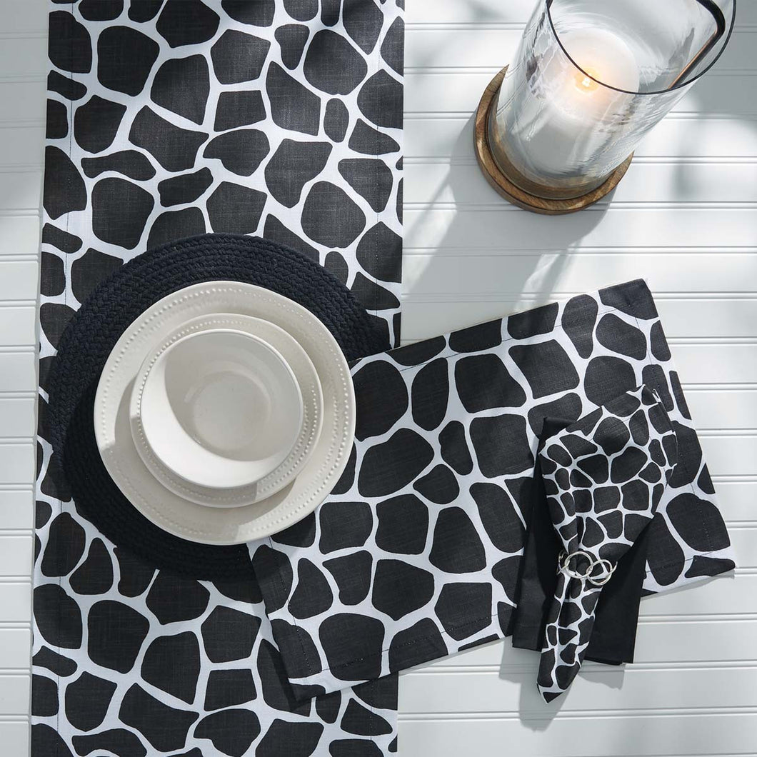 Giraffe Printed Napkin - Black - Set of 4