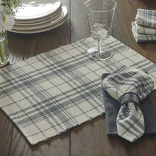 Load image into Gallery viewer, Simplicity Placemat - Set of 4
