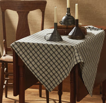 Load image into Gallery viewer, Alden Table Topper - Set of 2
