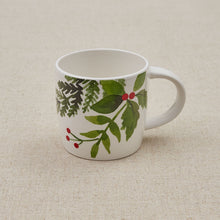 Load image into Gallery viewer, Winter Berry Mug - Set of 4

